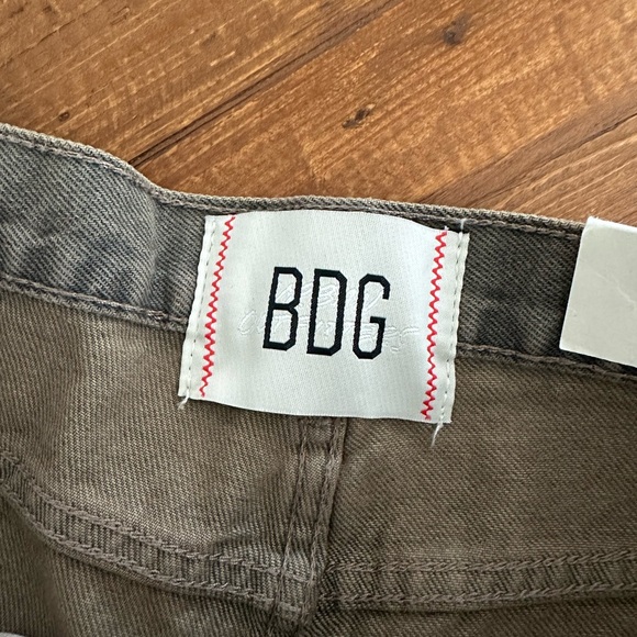 Men’s Urban Outfitters Cargo Jeans - Picture 3 of 5